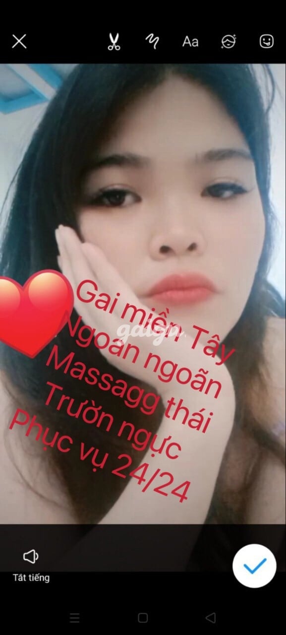 1006107 - Ngoc Trinh MŨM MĨM VÚ TO,CHIM CỰC MÚP, BJ PHÊ