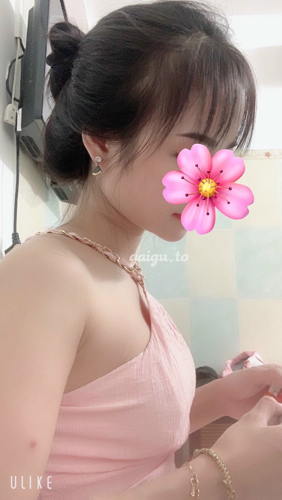 436988 - Thủy Tiên. Em sinh viên xinh đẹp không tùy vết.