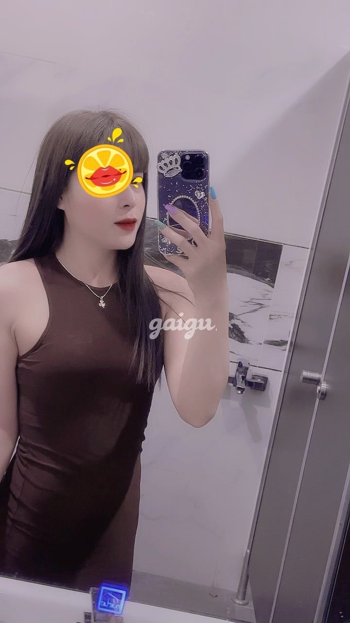 855549 - Anna Nhiệt tình chịu khó ❤ xinh mặt dâm, cao, mông to nảy lửa, làm tình khỏi bàn