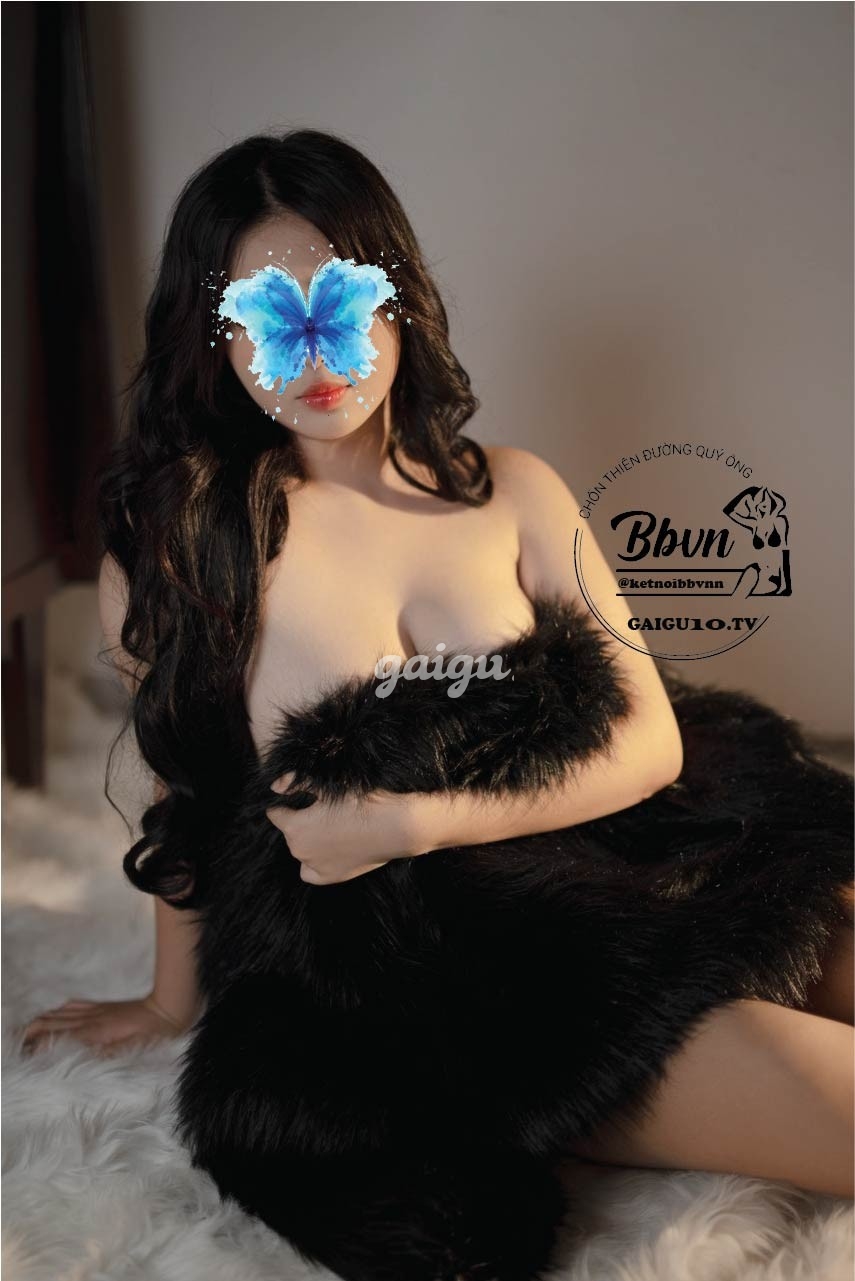 867517 - Bé Dâu – Bé 2k4 Mới Lớn Mũm Mĩm Cặp Mông Siêu Khủng