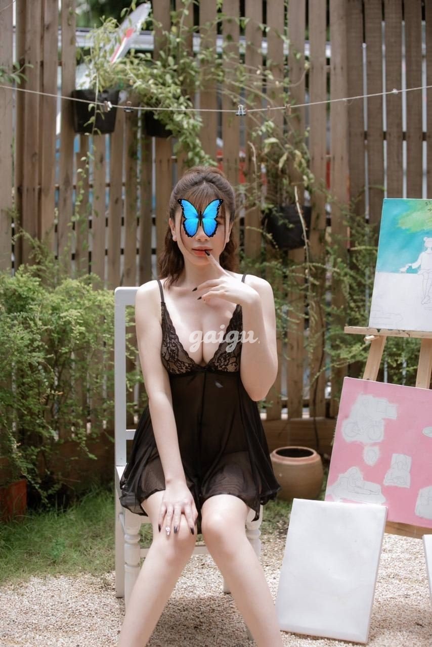 868648 - KEM❤️1M75 HOT GIRL CHÂN DÀI BODY ĐỒNG HỒ CÁT