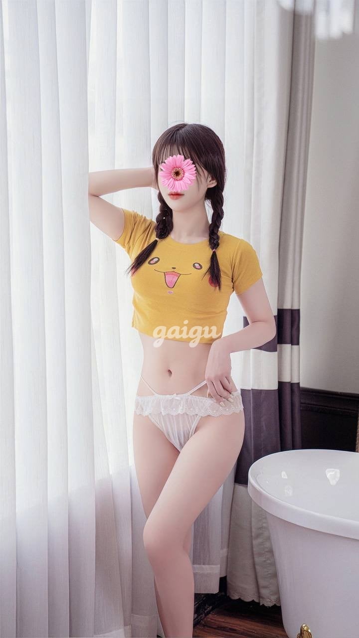 881108 - HUYỀN ANH- TEEN - Sexy khiêu gợi - Dâm ngoan chiều khách