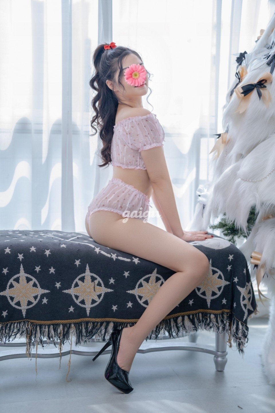 896095 - Mai Kiều_ Gái xinh chiều khách, body gợi cảm