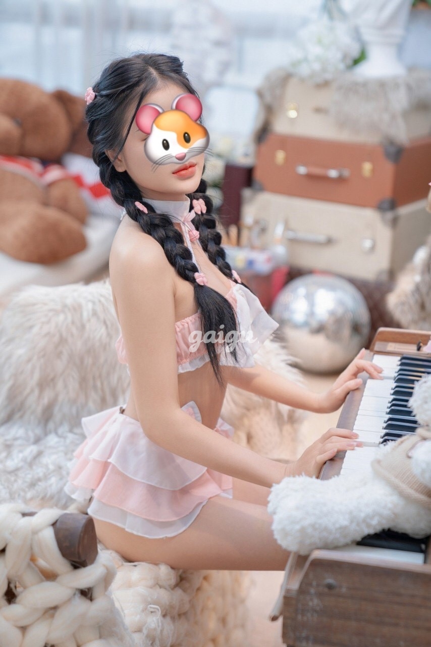 915770 - Khả Hân Baby ❤️ Hotgirl Chuẩn Mẫu Gương Mặt Lai Tây Cực Xinh