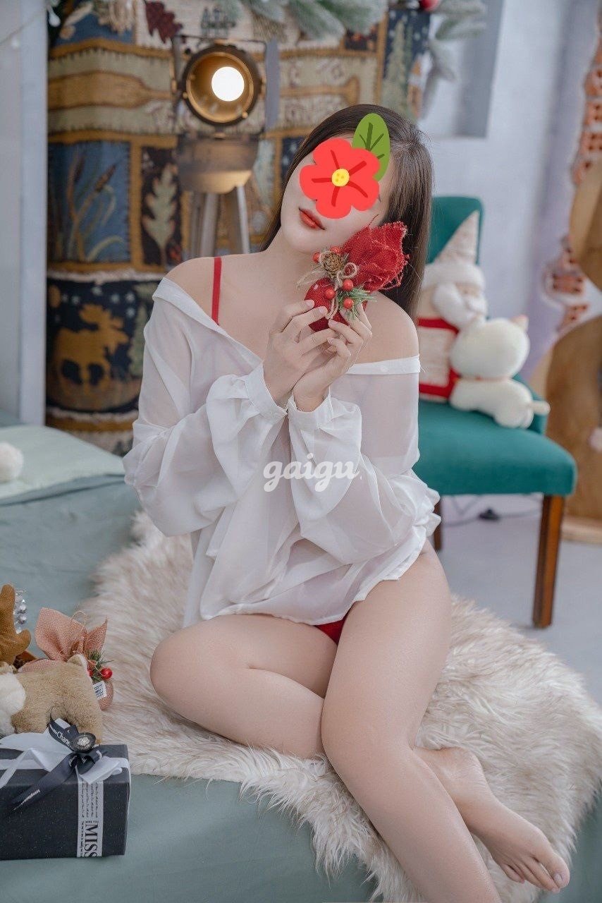 923893 - Tuyết Mai - Lần Đầu Làm Web Cực Ngoan Ngoãn
