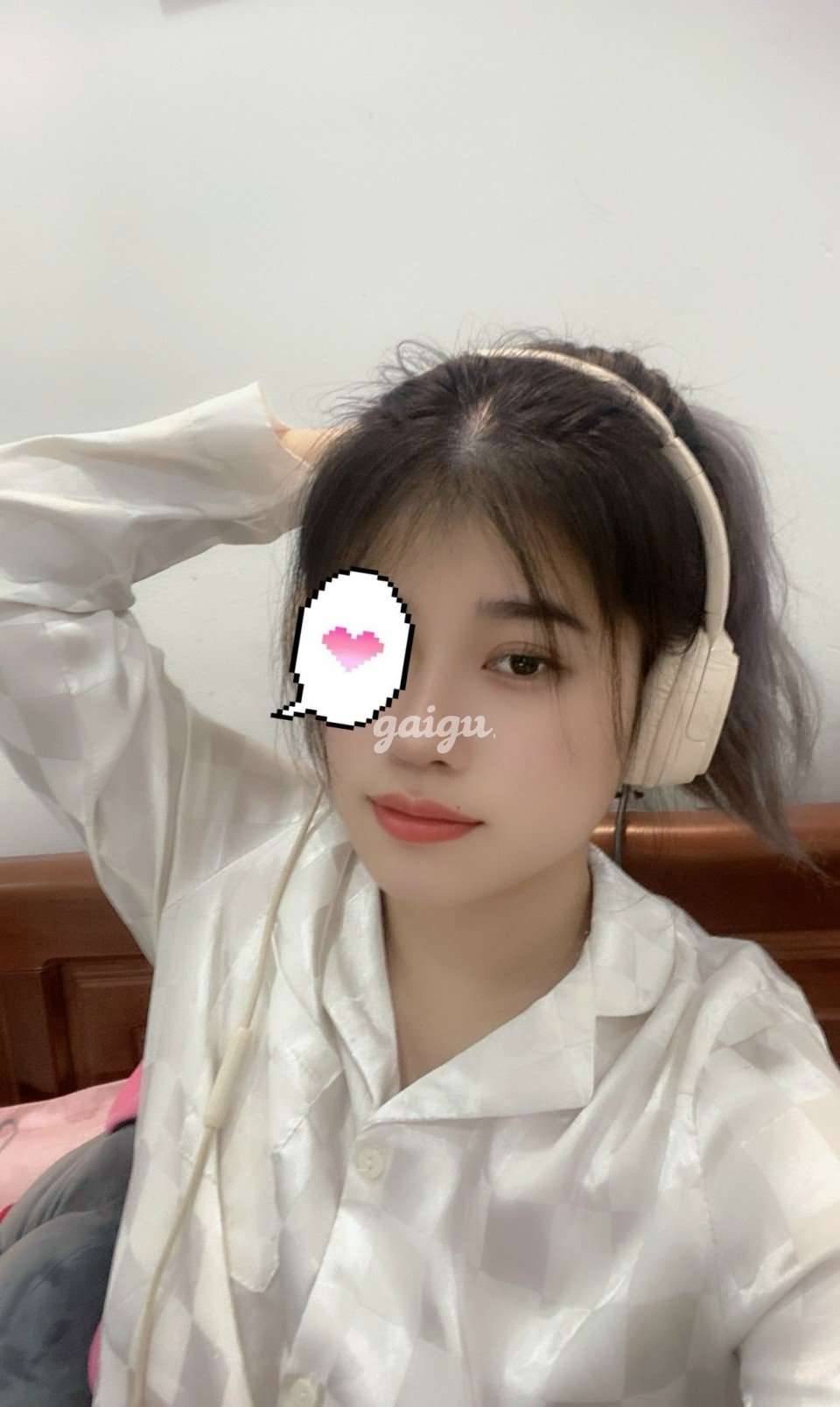 929855 - Kim Ngân - 2k1 - Trẻ trung xinh đẹp , chiều khách tới bến