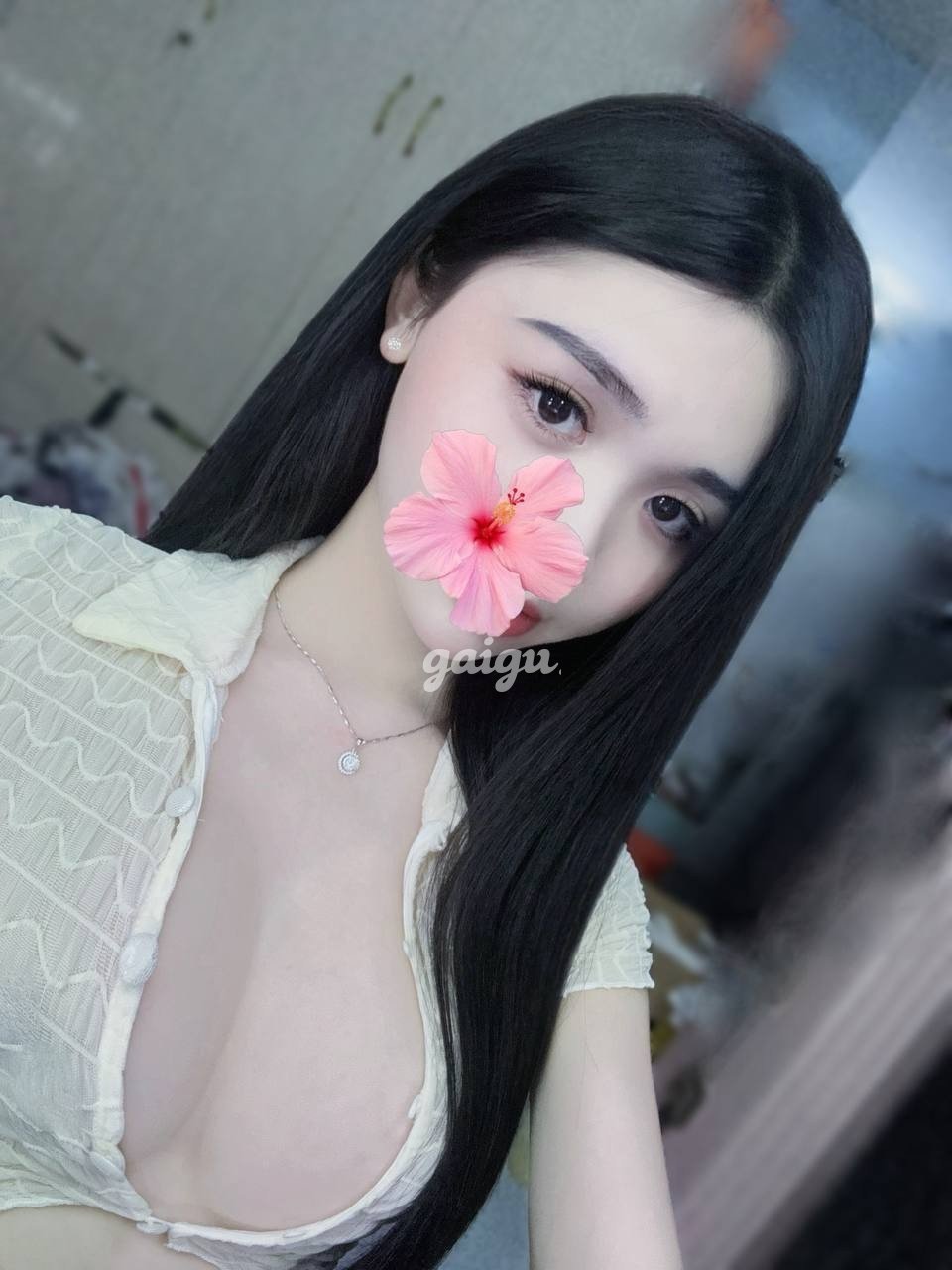 941587 - NEW HOT PÉ MIN MẶT XINH DA TRẮNG VÚ BƯỚM NGON ĐÁNG YÊU