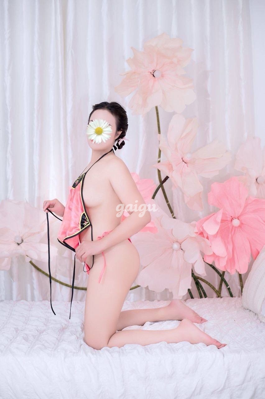 965054 - Hà Giang_Máy Báy Dâm Đãng Chiều Khách Ngừoi Tình Đáng Check