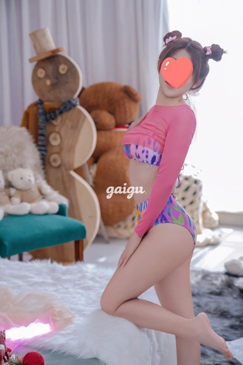 975481 - MY TÂY - MẶT XINH, DA TRẮNG, DUYÊN DÁNG, BODY GỢI TÌNH