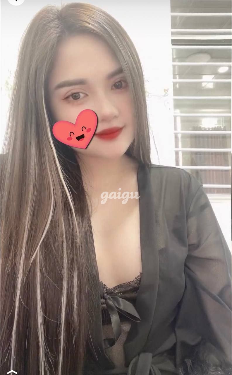 987441 - Hot Teen 2K1 Cẩm Tú Baby ✅ Non Tơ Dễ Thương Cưng Lắm