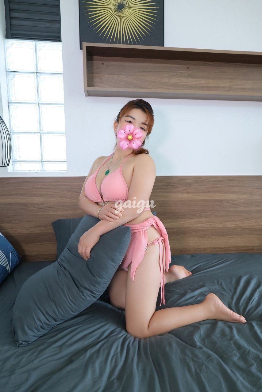 993381 1 - LINH CHI MB GÁI hồi xuân tràn đầy dâm đãng