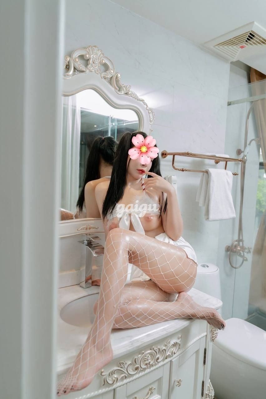 995457 - MẪN NHI❤️SEXY GIRL, CHÂN DÀI KIÊU SA, NUỘT NÀ