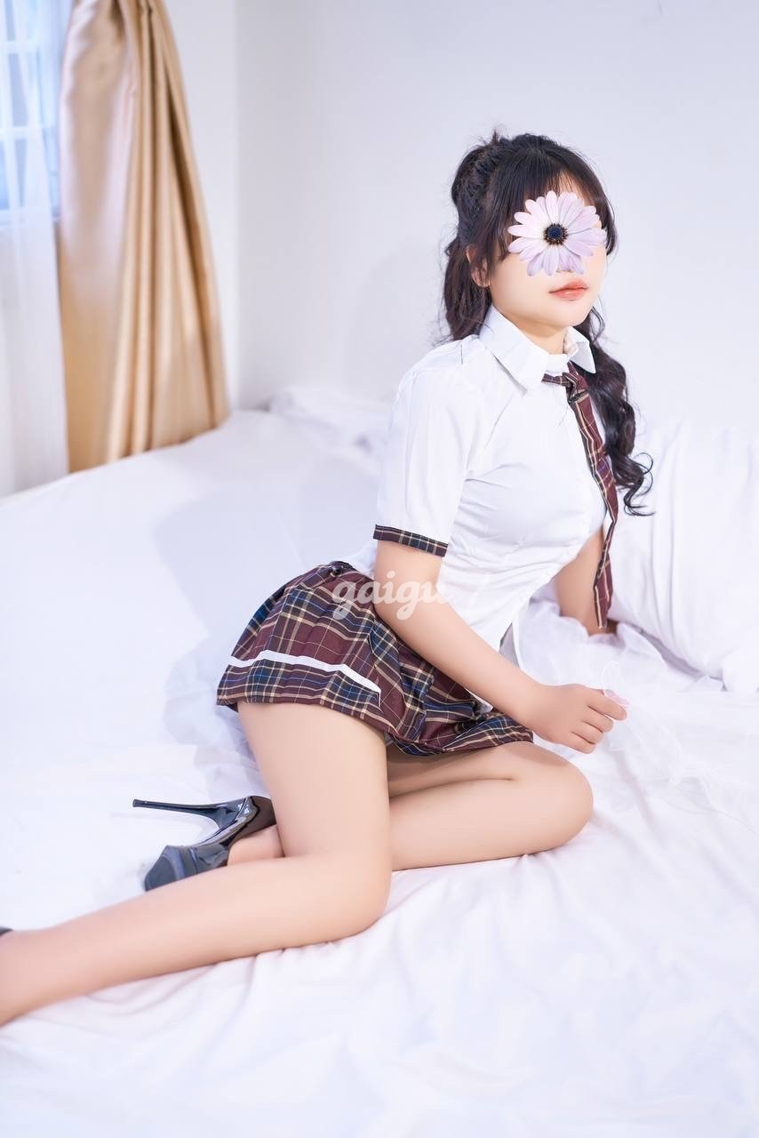 1012402 - MINH MINH ( 2k3 ) - EM GÁI MÌNH DÂY MẶT XINH CỰC DÂM !!!