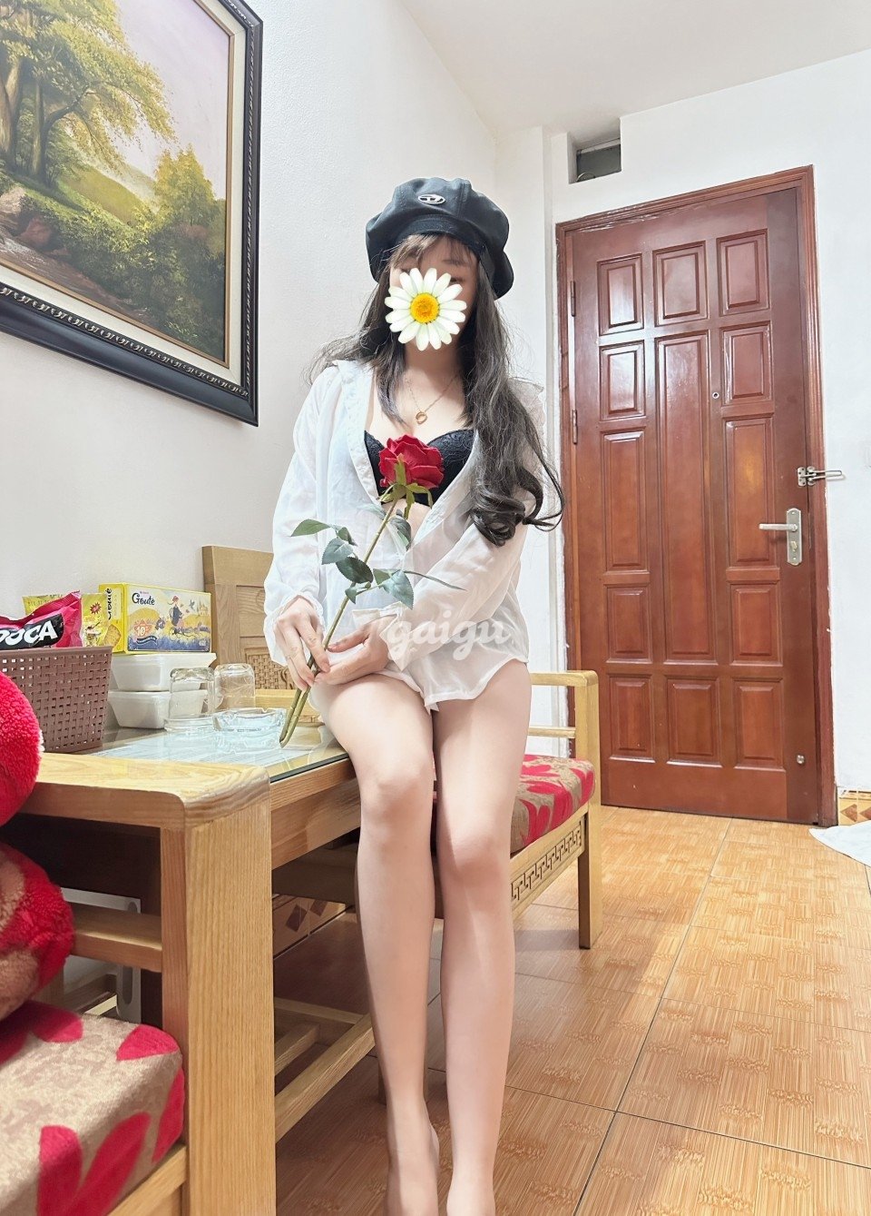 1001876 - Minh châu gái trẻ giá mềm