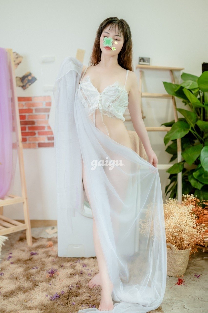 1024364 - THU HƯƠNG SIÊU SEXY VÚ TO CĂNG TRÒN ĐẸP NHƯ GÁI 18