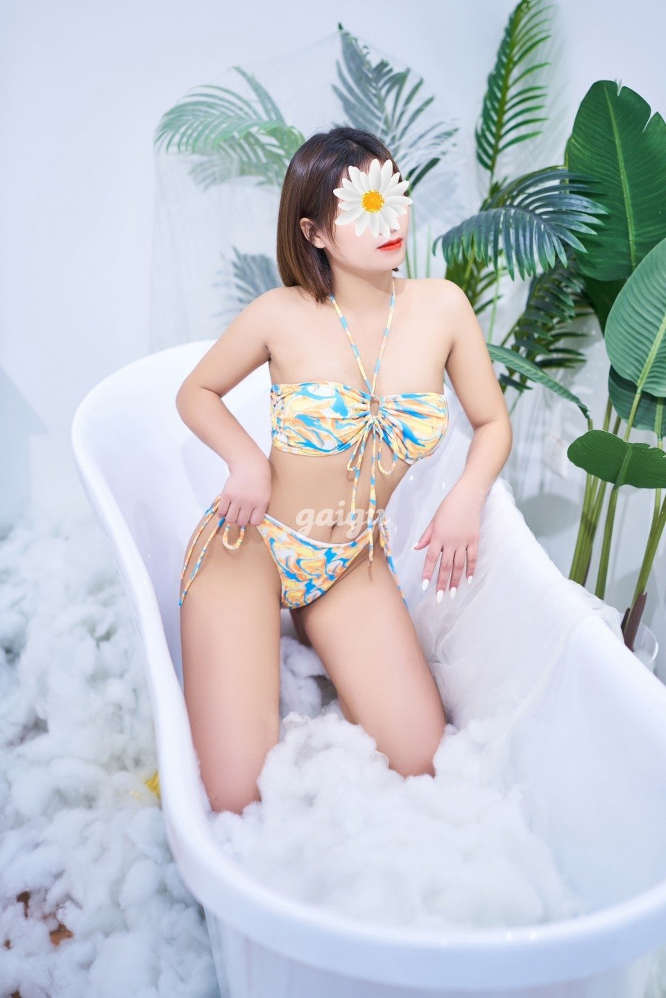 1032407 - MY LAN 2K HÀNG NGON DÁNG ĐẸP BÍM KHÍT LÊN SÓNG PV ANH EM