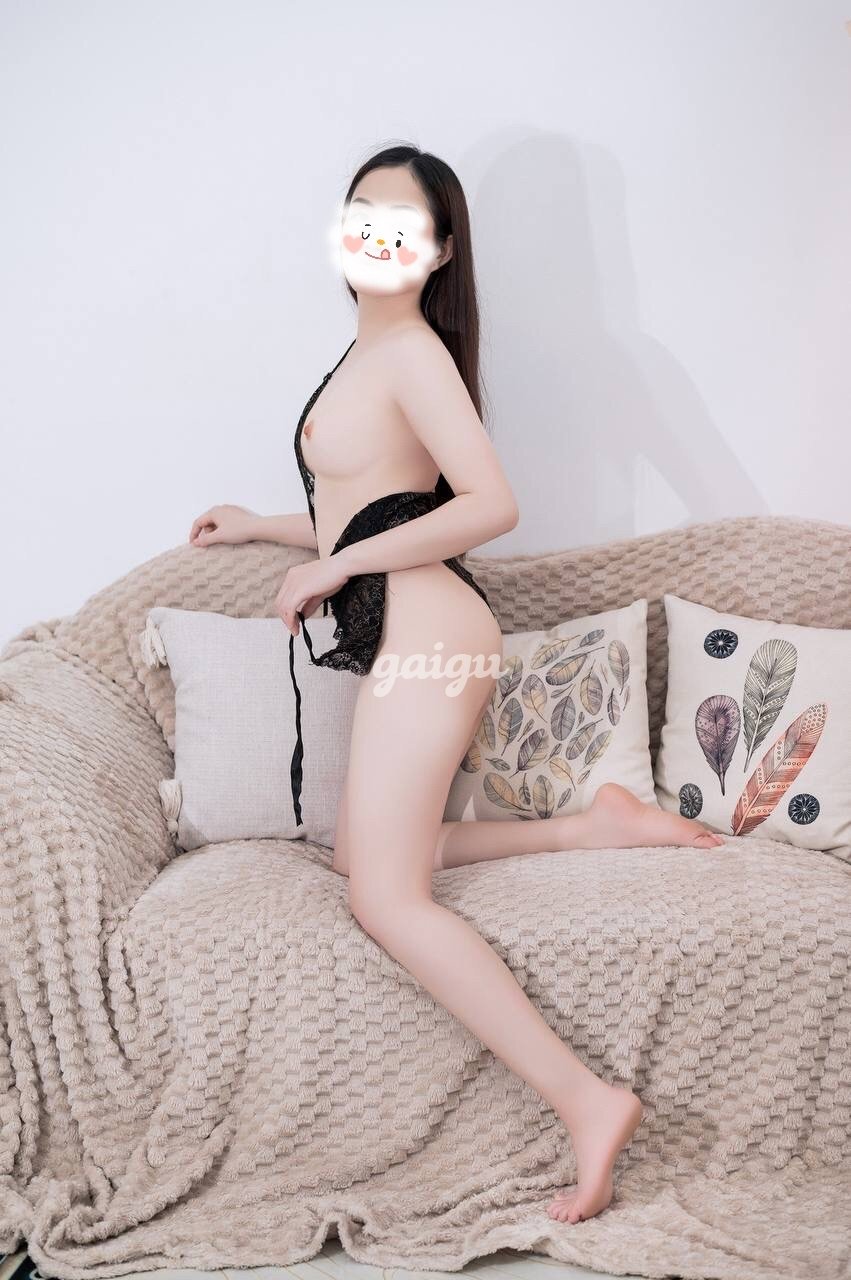 1052178 - Vy Trần - 97 Cực Xinh Trắng Mịn