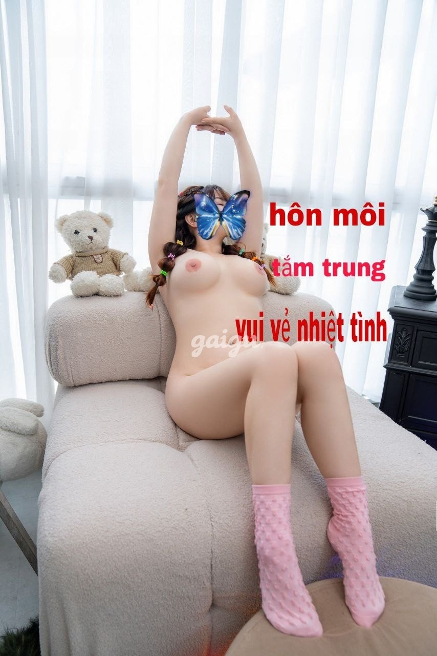 1054889 - THÙY LINH - CỰC XINH NGỌT LỊM DA TRẮNG BODY ĐẸP LẦN ĐẦU XUẤT HIỆN