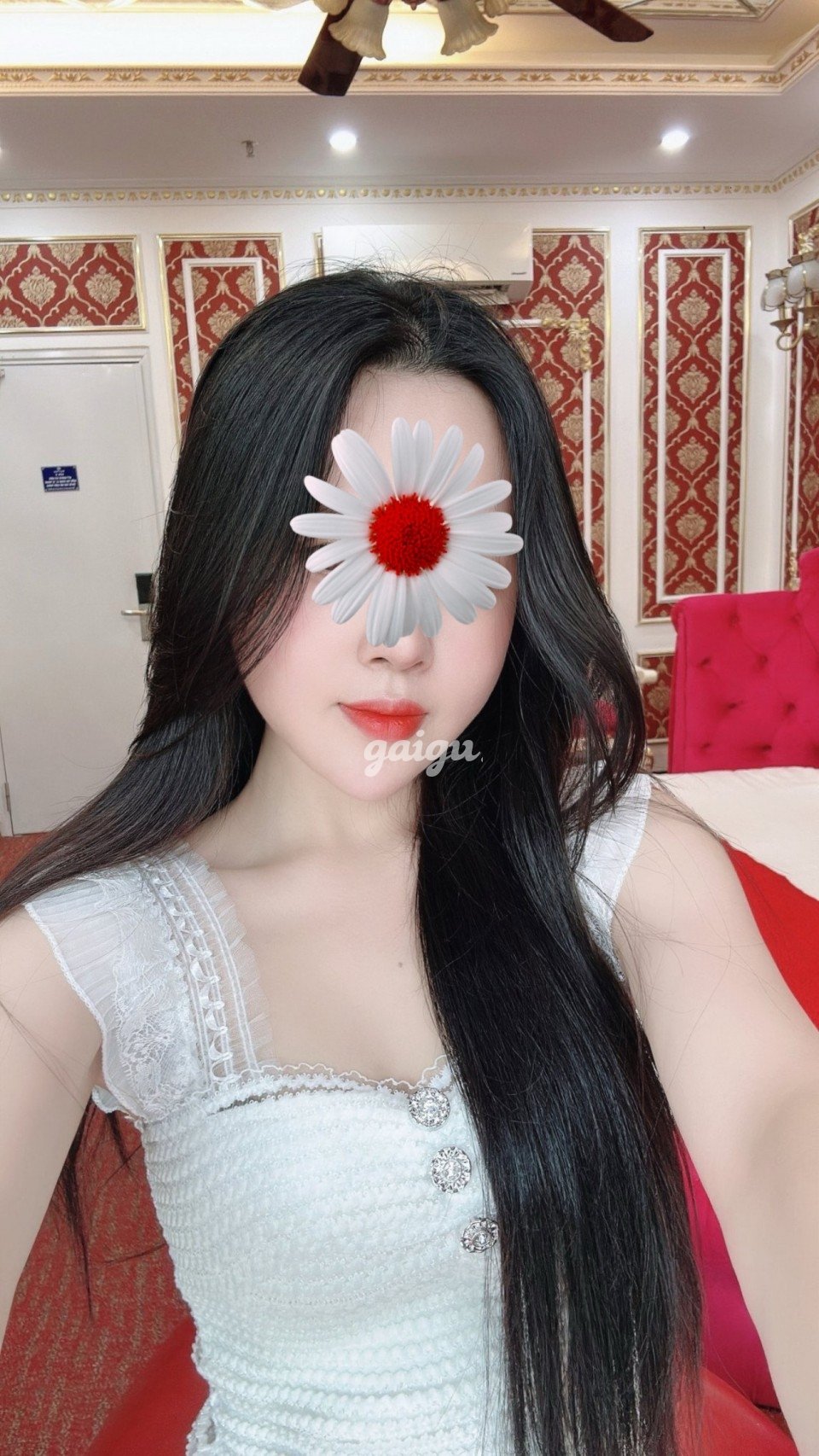 1060686 - NEW YẾN NHI - XINH ĐẸP DỊU ĐANG NHẸNNHANGF TÌNH CẢM.