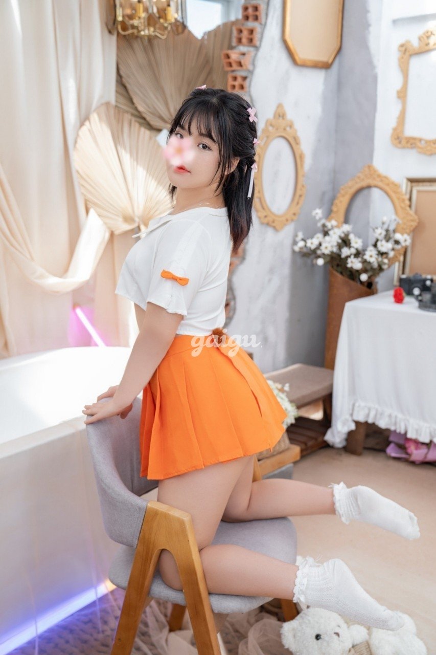 1067437 - ❣️HẢI TÚ❣️2k5 CỰC PHẨM GÁI NON VÚ BÍM HỒNG,FACE DUYÊN