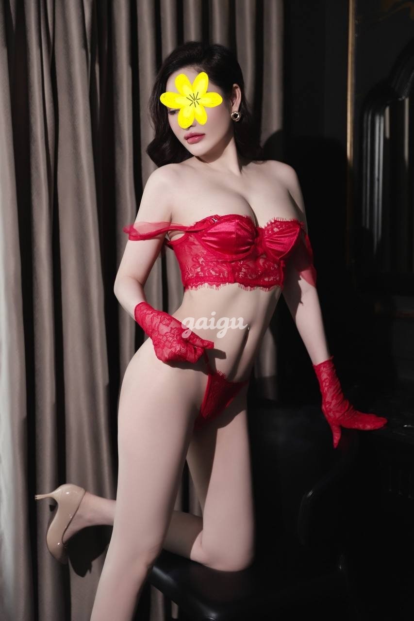 1045197 - ❤️ BẢO NGỌC ❤️ Siêu Mẫu dễ thương - Lovely nhân tình dáng đẹp