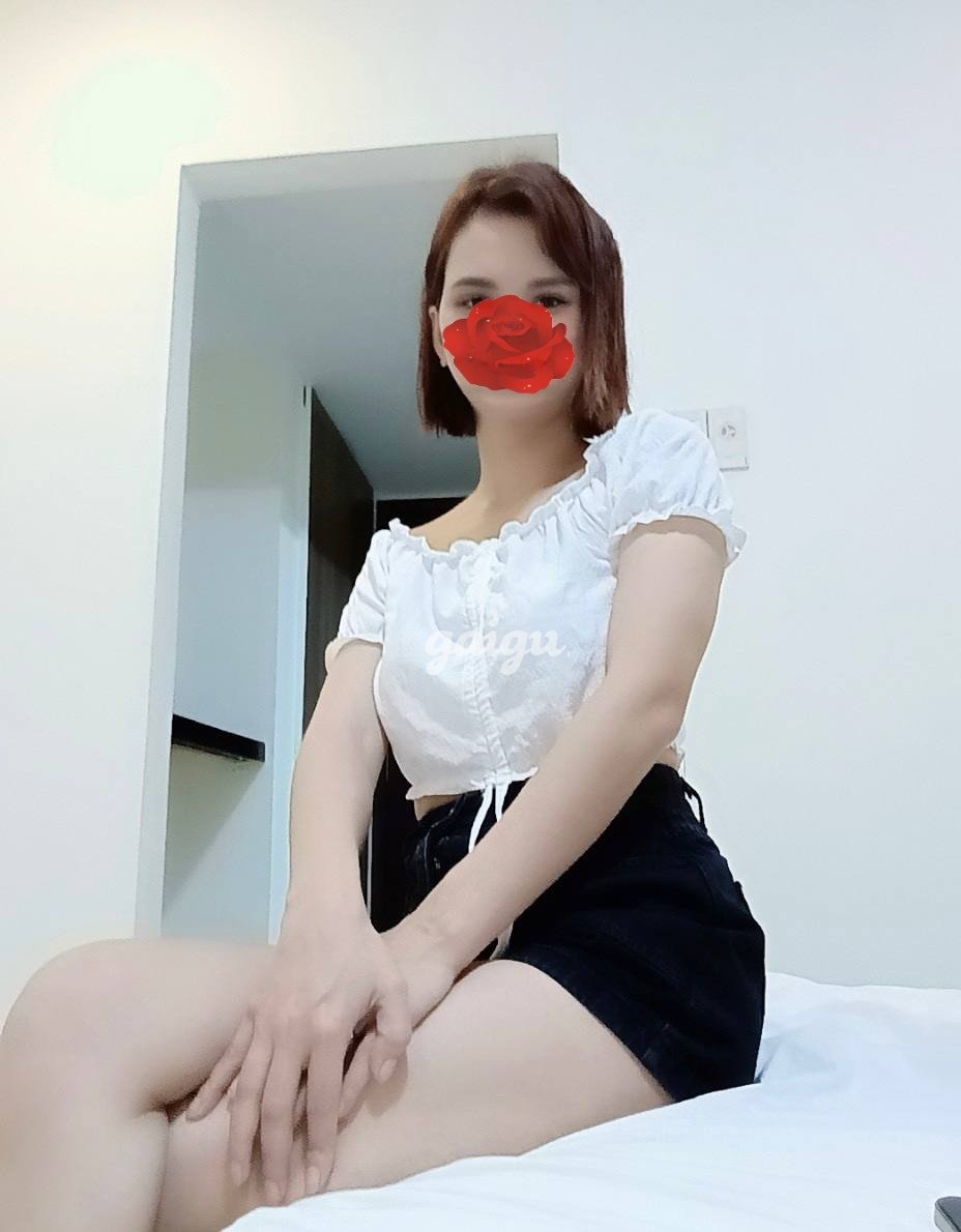 1061524 - Hoài Phương TEEN MÌNH DÂY, CHIM CỰC MÚP, DÂM ĐÃNG BÚ LIẾM MÊ LY