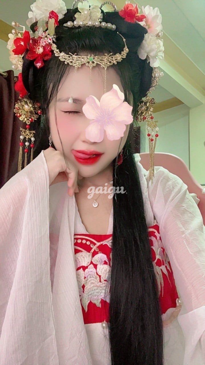 1071299 - Bé My 2004 - có cosplay cổ trang trung quốc