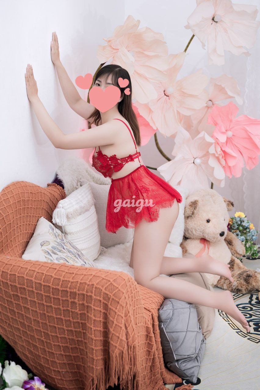 1074636 - An nhiên nhẹ nhàng như hoa làm tình như mây mưa