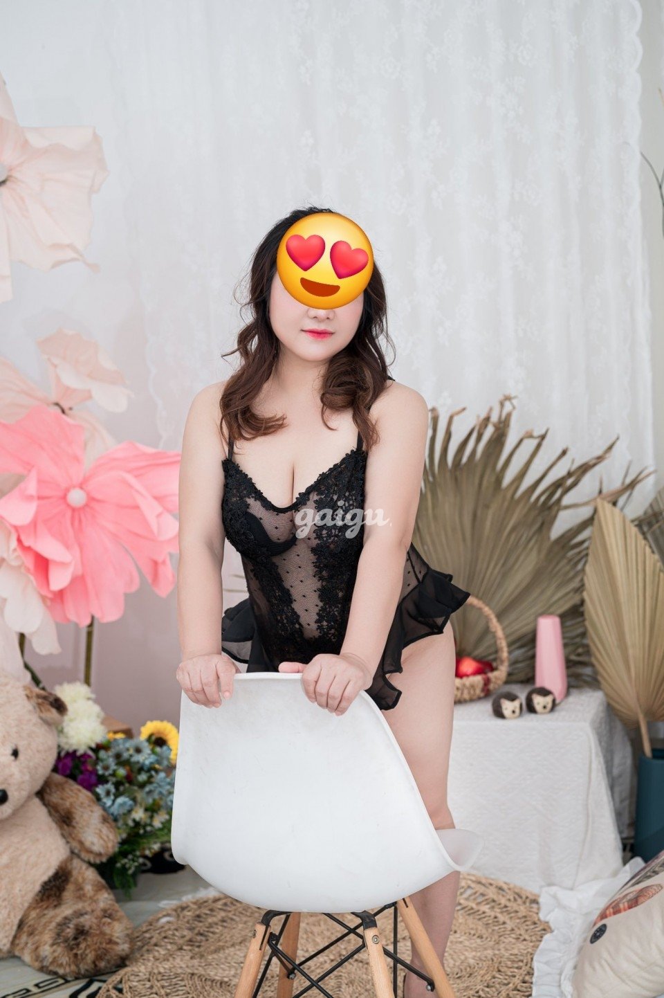 1078774 - MỸ CÚC-NGỌT NGÀO MÁT LỊM ĐẾN TỪNG SỢI LÔNG CHIM!