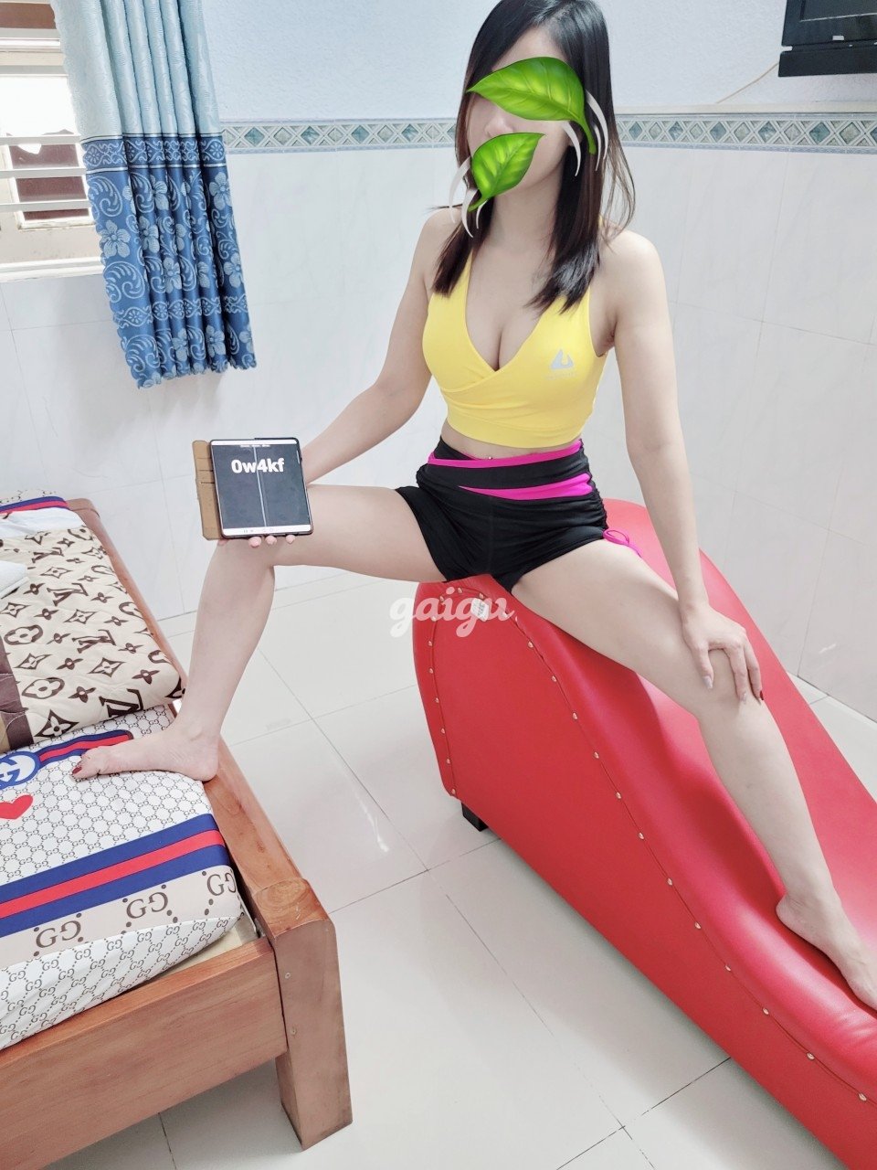1082897 - Thúy Kiều. Cô bé yoga vào đời. Xinh ko tùy vết