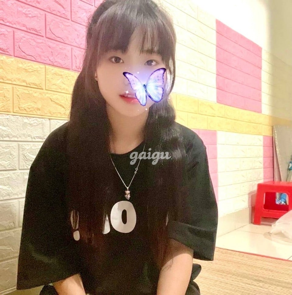 1096608 - Tiểu Yến- bé hàng dể thương cute dâm đảng!!!