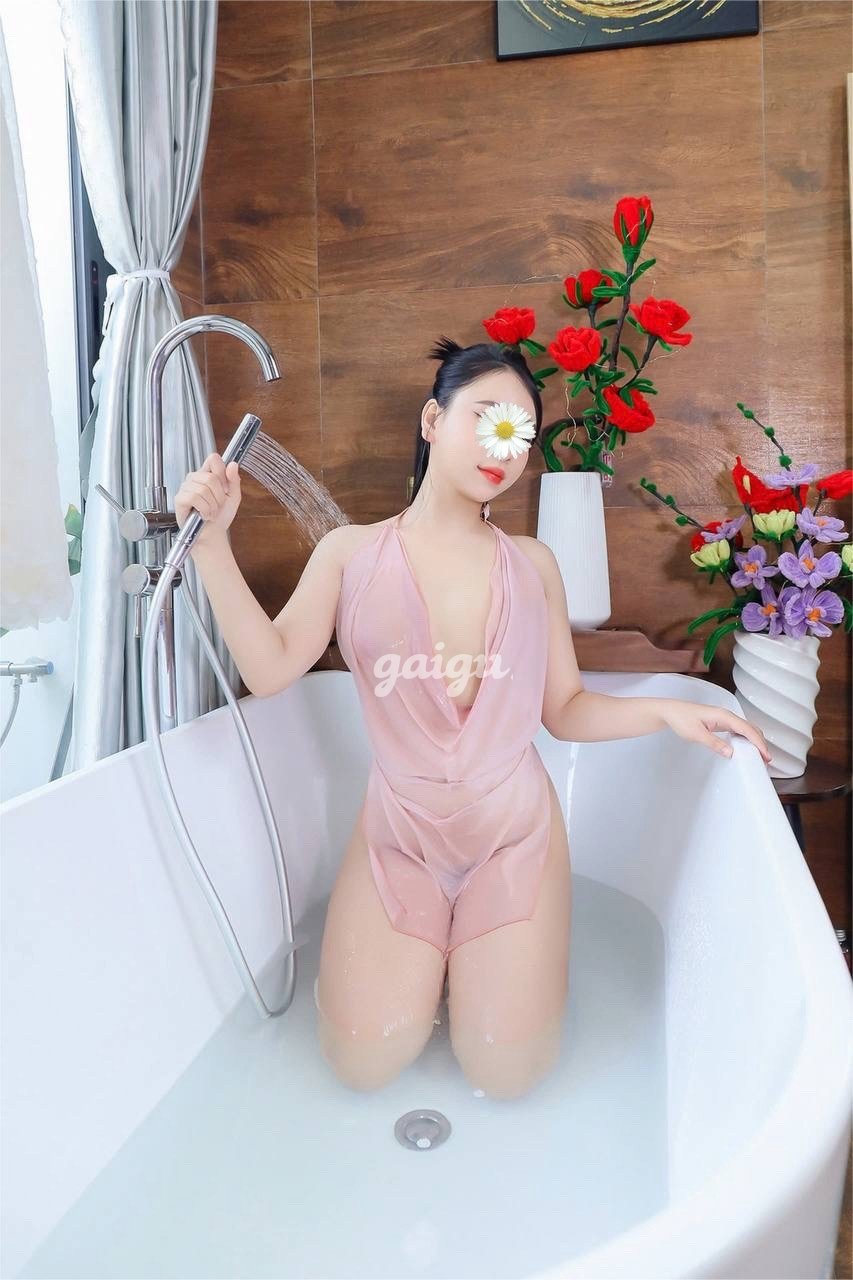 1096624 - Khánh Ly - Trẻ Xinh , Dáng Đẹp Gợi Dục , Làm Tình Hết Ý