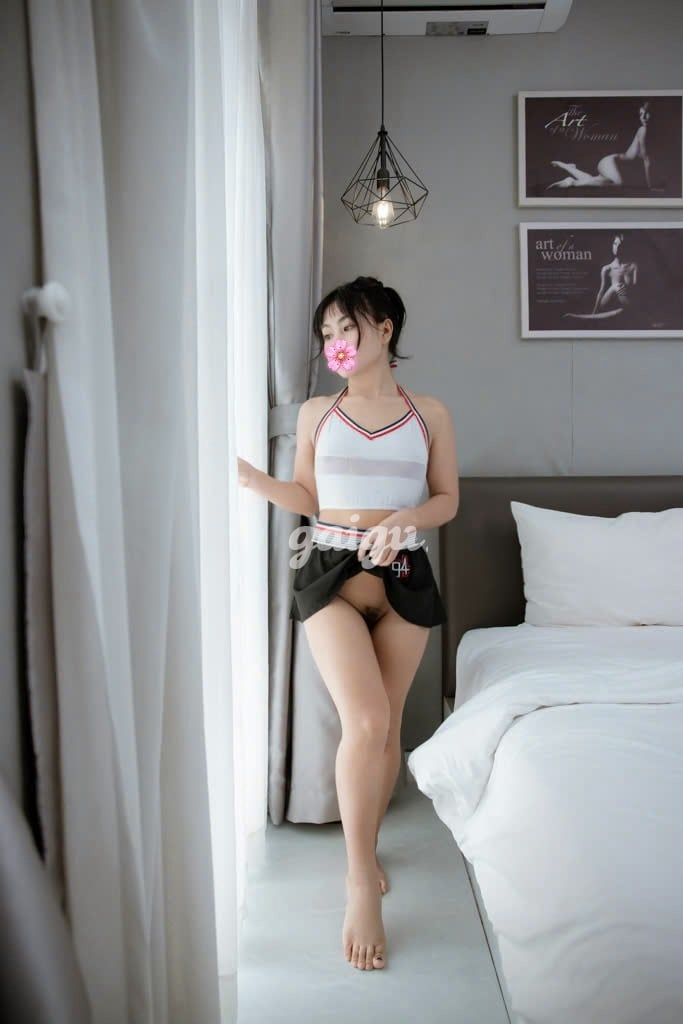 1097224 - ❤️Thu Anh❤️2k5 . Non Tơ Hồn Nhiên . Lần Đầu Đi Làm
