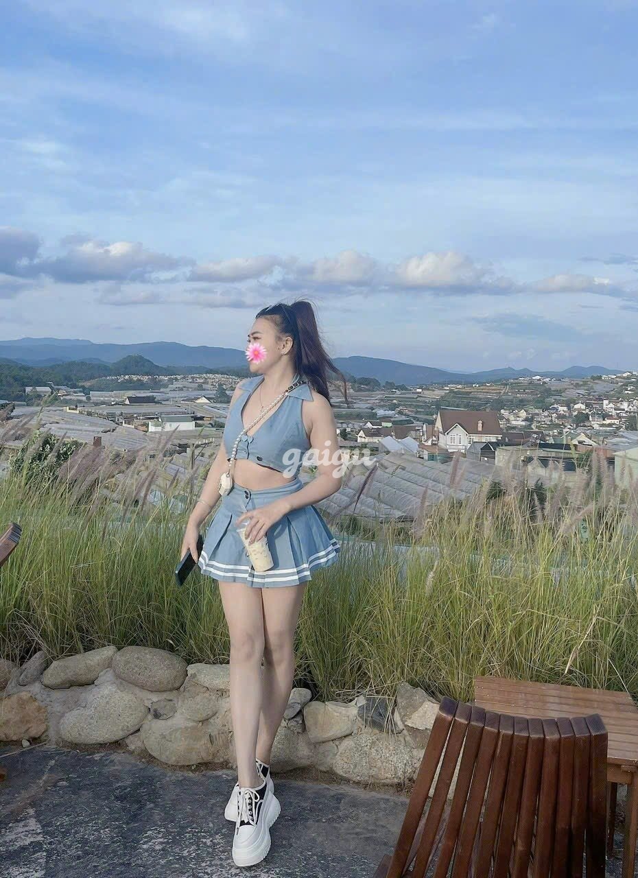 1102516 - Thanh Mai - Sinh Viên Lần Đầu Đi Làm