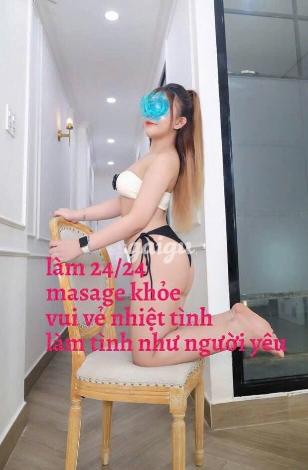 1131201 - Gái non Trân Trân_ Mặt xinh, body nóng bỏng gợi tình