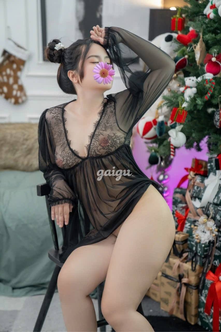 1133316 - New!!! Ngọc Tú_ Mặt xinh, da trắng, body nóng bỏng