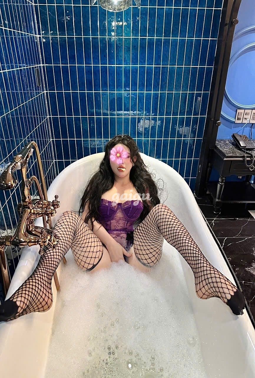 1145839 - Vũ Hạ_Girl Xinh Đáng Yêu - Khuôn Mặt Đẹp - Body Sexy Rực Lửa