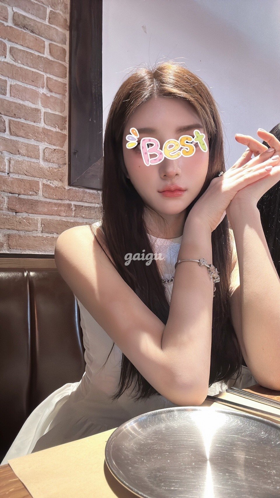 888133 - QUỲNH CHI Body Gợi Cảm_Đôi Mắt Long lanh Đẹp Tựa Thiên Thần