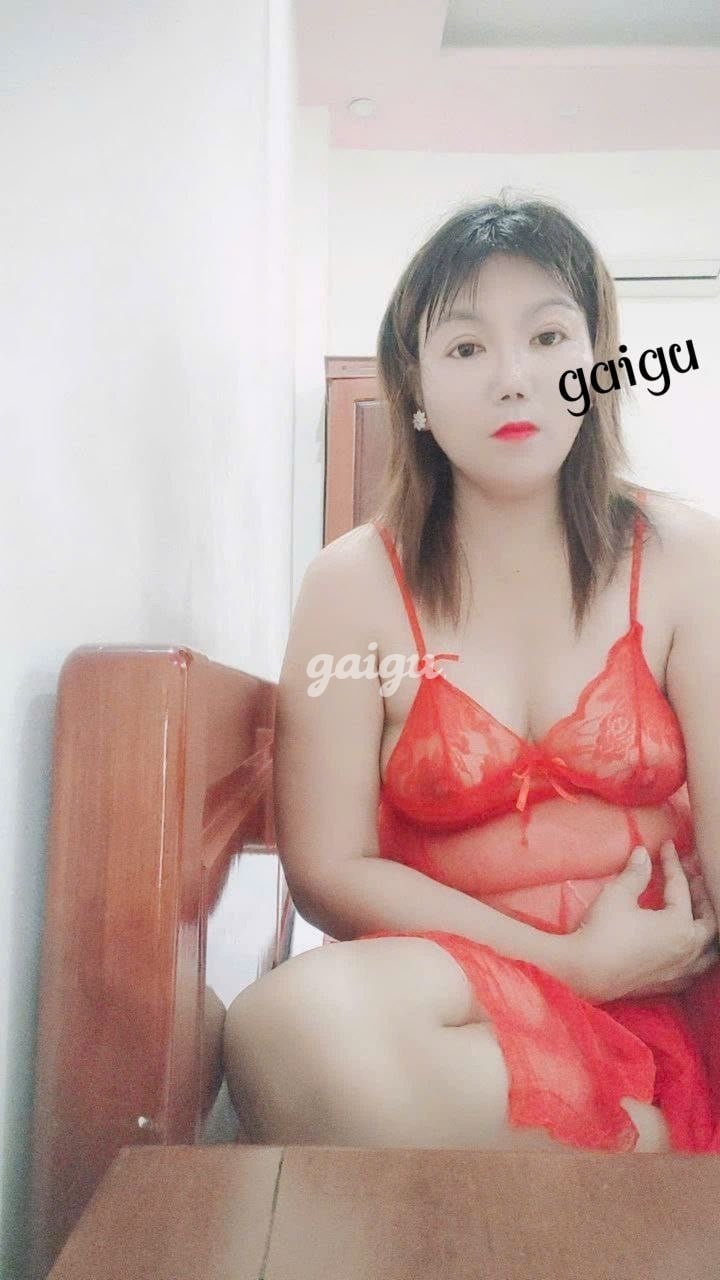 1149197 - Thúy dâm thik được bú cặc nhận chơi some