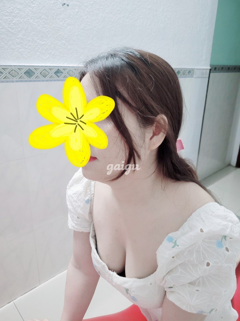 1162741 - Cô gái tuyết trắng ( ngọc bích) mới toang nhé
