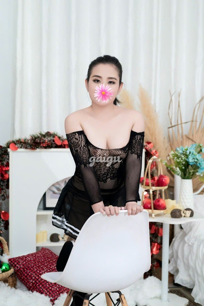 1166462 - SU SU - GÁI DÂM, CHIỀU KHÁCH - THÂN HÌNH NÓNG BỎNG - LÀM TÌNH BỐC LỬA