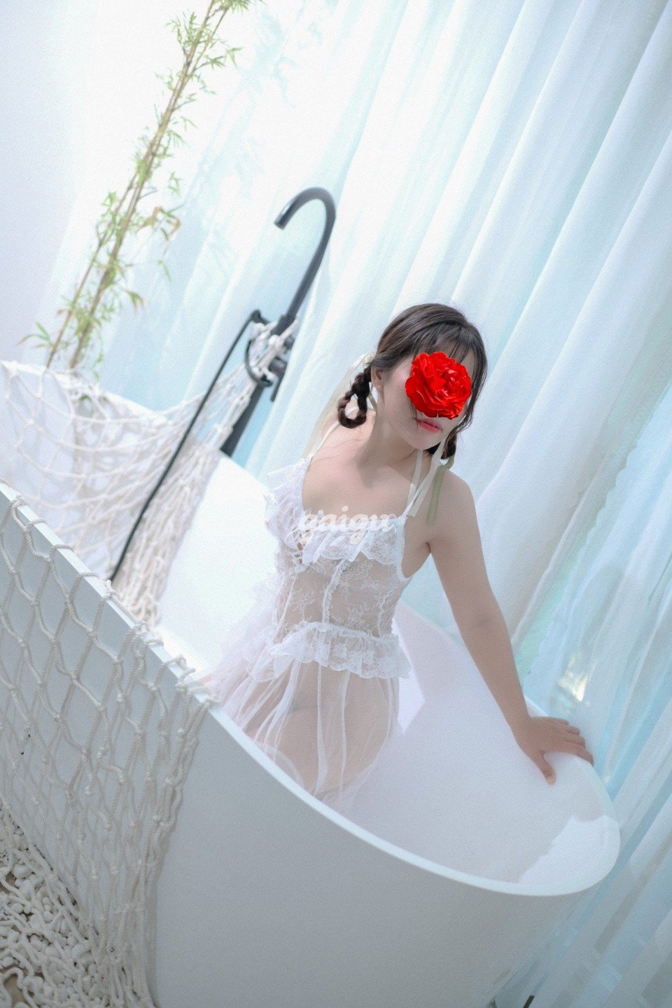 1008734 - Hoa Hồng Thiên đường làm tình bao phê quên lối về