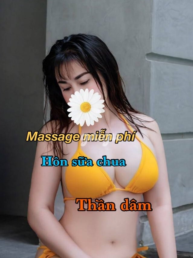 1165282 - Trường Vy - MASSAGE MIỄN PHÍ , HÔN SỮA CHUA hàng dầm , bím nhiều nước , dịch vụ trên cả tuyệt vời , cuồng doggy