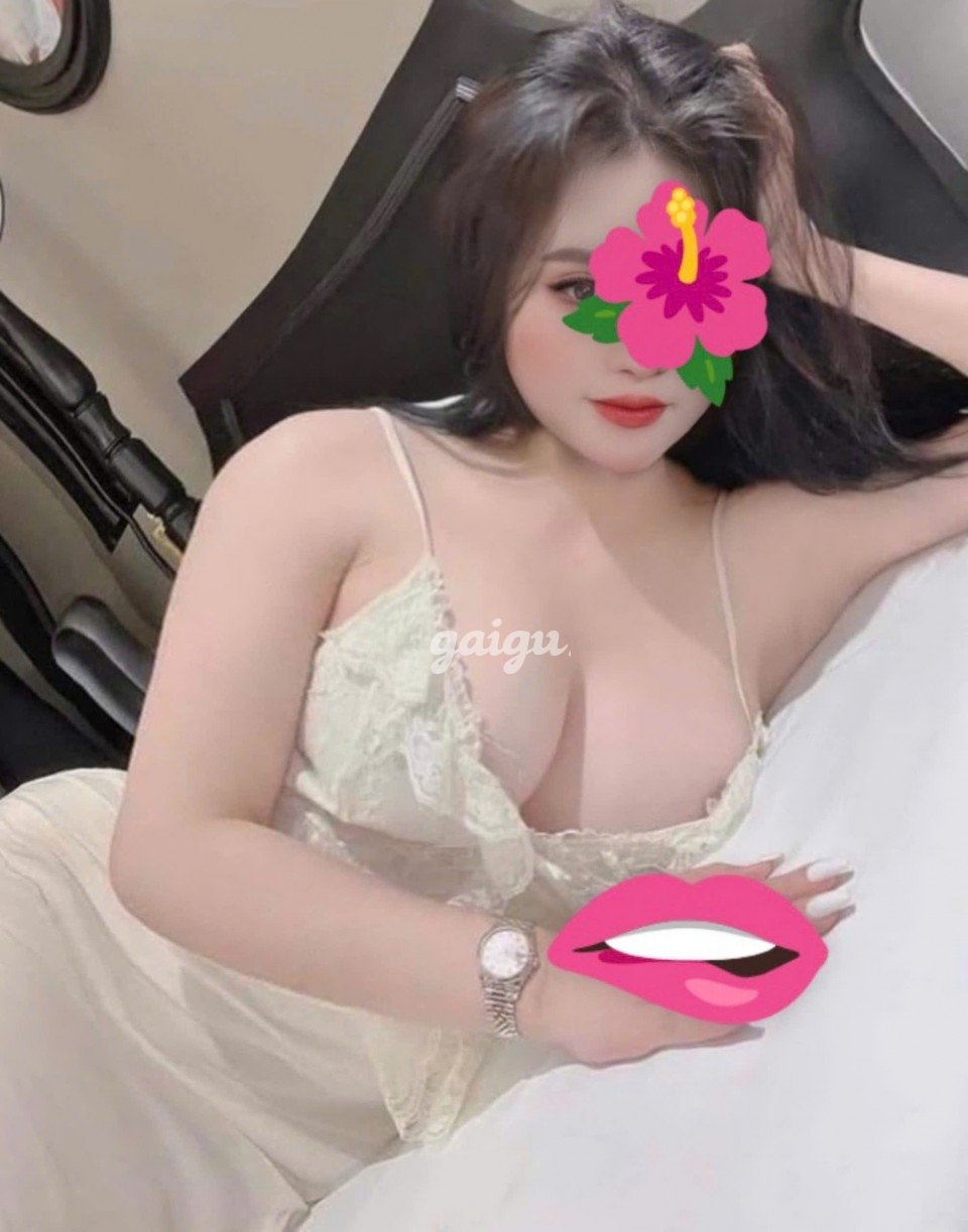 1173316 - *HÀNG MỚI*QUỲNH CHUPY VÚ DO - DA TRẮNG XIN XẮN - TÌNH CẢM CHIỀU KHÁCH HẾT LÒNG