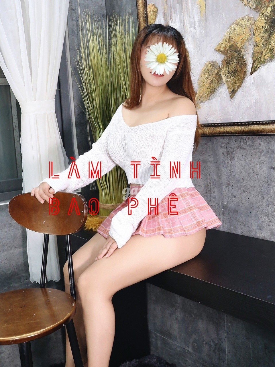 1071276 - Mai Hoa_Nhẹ Nhàng Tình Cảm Chiều Khách Như Người Yêu