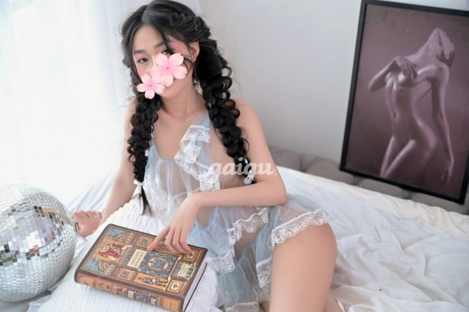 1232666 - NGỌC CÁO-CÔ BÉ XINH XẮN, LOLI, NGOAN HIỀN, DỄ THƯƠNG.