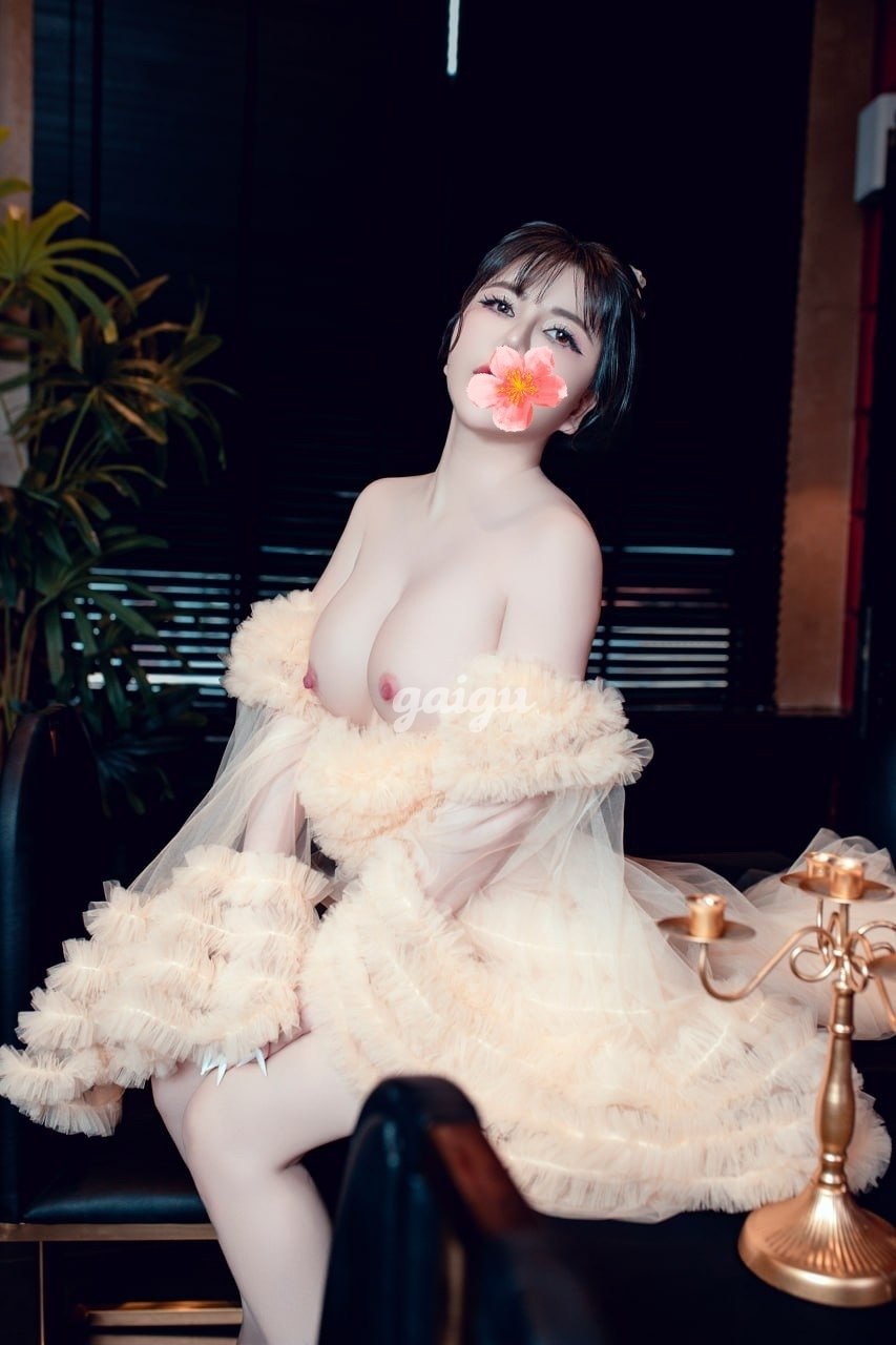 1237514 - DÂM NỮ HƯƠNG LY - VẺ ĐẸP ĐẦY CUỐN HÚT MA MỊ TỪ ĐÔI MẮT ĐẸP
