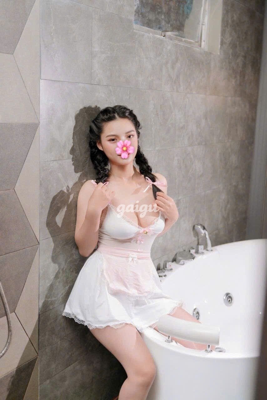 1268451 - New Hot Teen 2K5 Trang Linh Baby ❤️ Thiếu Nữ Tinh Nghịch Rất Nhiệt Tình