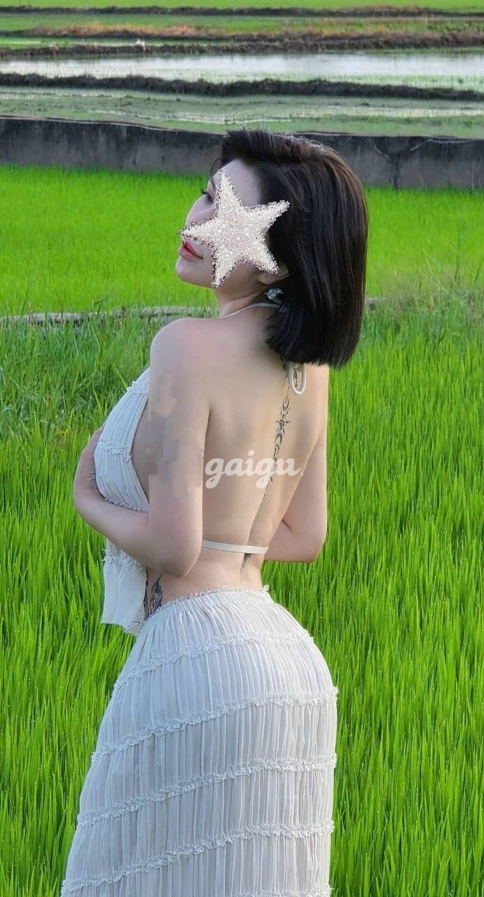 1275311 - HÀ LINH - dáng cao da trắng hàng đẹp siêu ngon