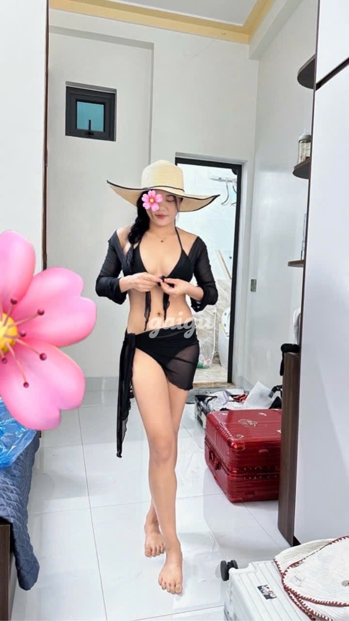 1283219 - Hotgirl Minh Châu Xinh Xắn,Nuột Nà, Gợi Cảm, Lần Đầu Lên Sóng